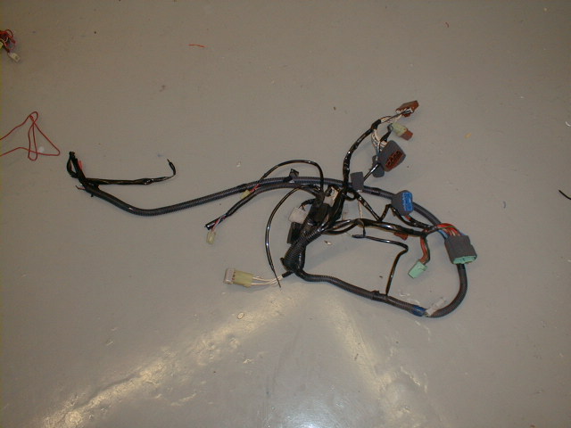 08-tconnectors_from_old_alarm.jpg